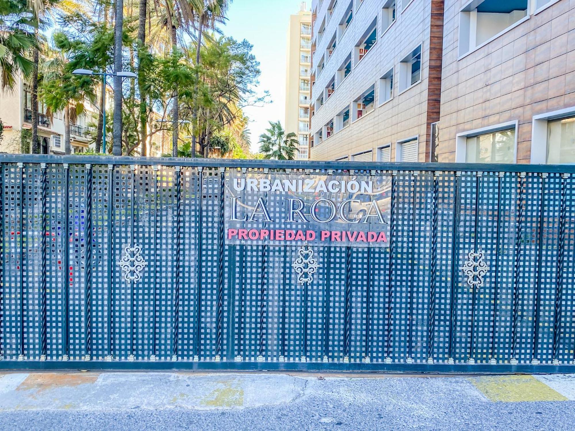 Apartmán Roca Chica - Parking - Frente Playa - Terraza - Wifi - Bajondillo Y Carihuela Torremolinos Exteriér fotografie
