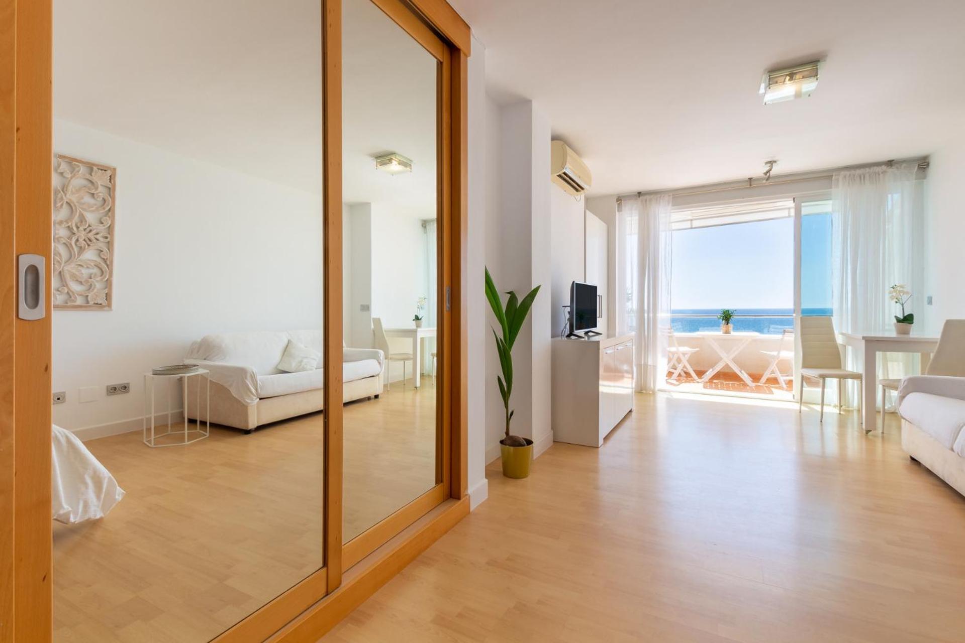 Apartmán Roca Chica - Parking - Frente Playa - Terraza - Wifi - Bajondillo Y Carihuela Torremolinos Exteriér fotografie